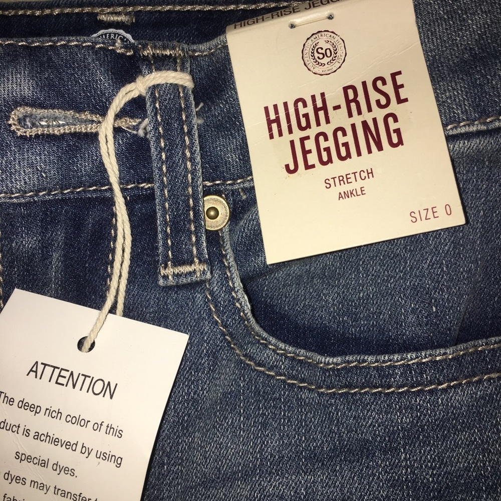 NWT High Rise Jeans - Picture 3 of 8